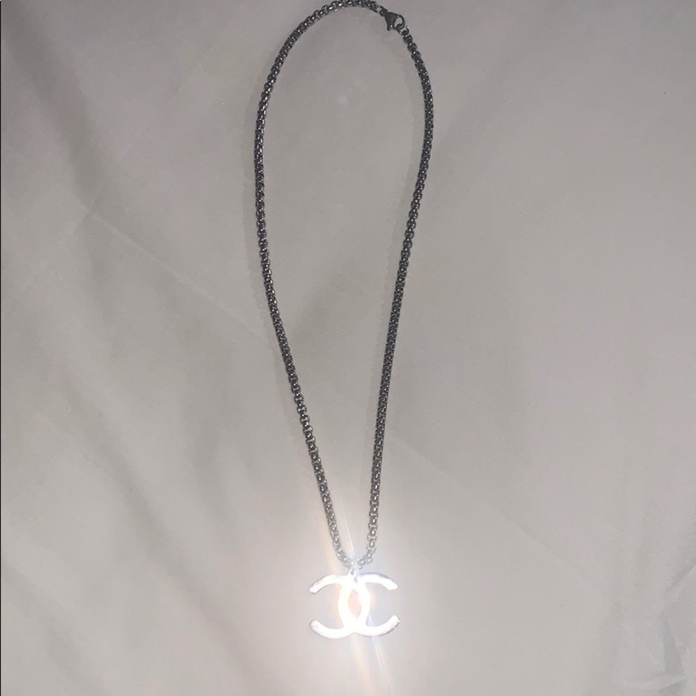 chanel necklace